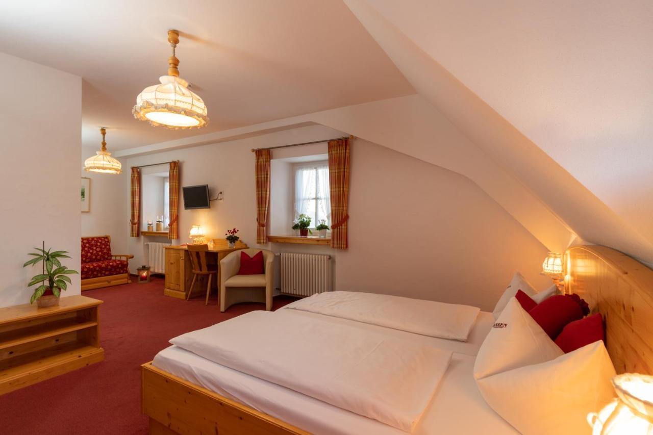 Landgasthof Baeren Kirchzarten Esterno foto